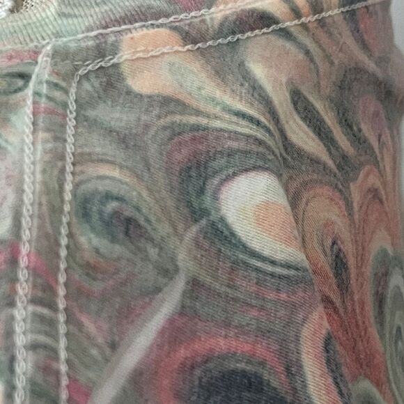 Fila Women's Short Sleeve Tee with Marbleized Pastel Pattern SZ L RARE - Picture 5 of 9